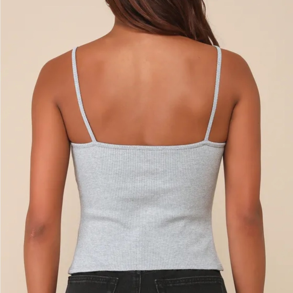 Lulu’s Heather grey ribbed v-neck cami top NWT large - Picture 2 of 5